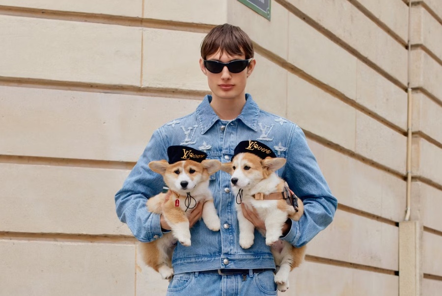 Louis Vuitton Dandy Dog Walkers