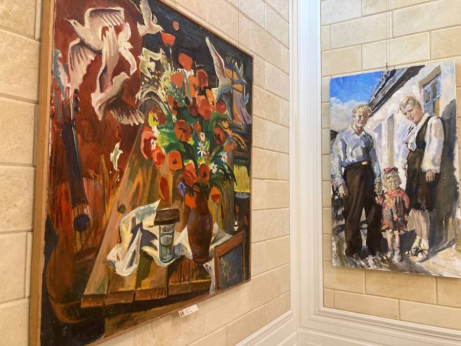 Выставка про героев
